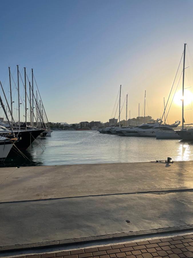 Nido De Aguila Villa Muntanya la Sella Bagian luar foto